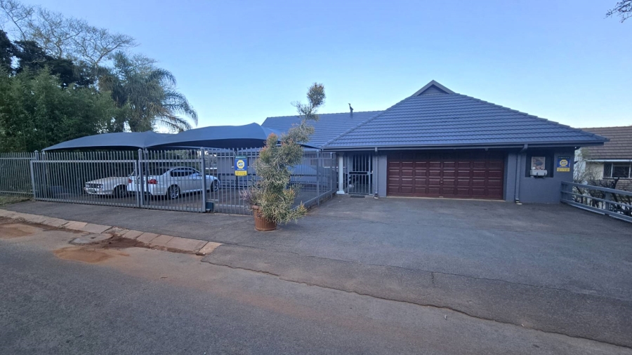 5 Bedroom Property for Sale in Schoemansville North West